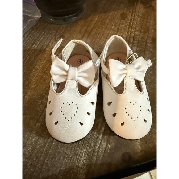 Gerber Y2K Size 4 Toddler Shoes - Picture 1 of 5